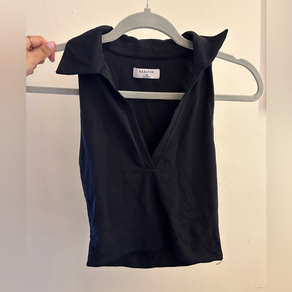 Aritzia babaton black cropped collared tank top